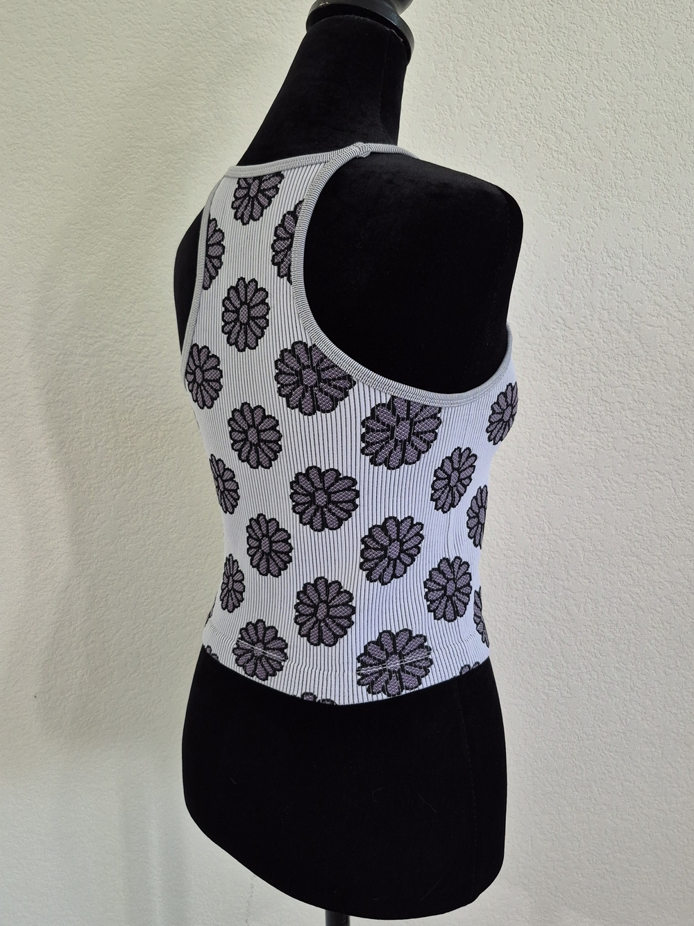 Striped Daisy Ribbed Tank Top in White and Black - Picture 4 of 8